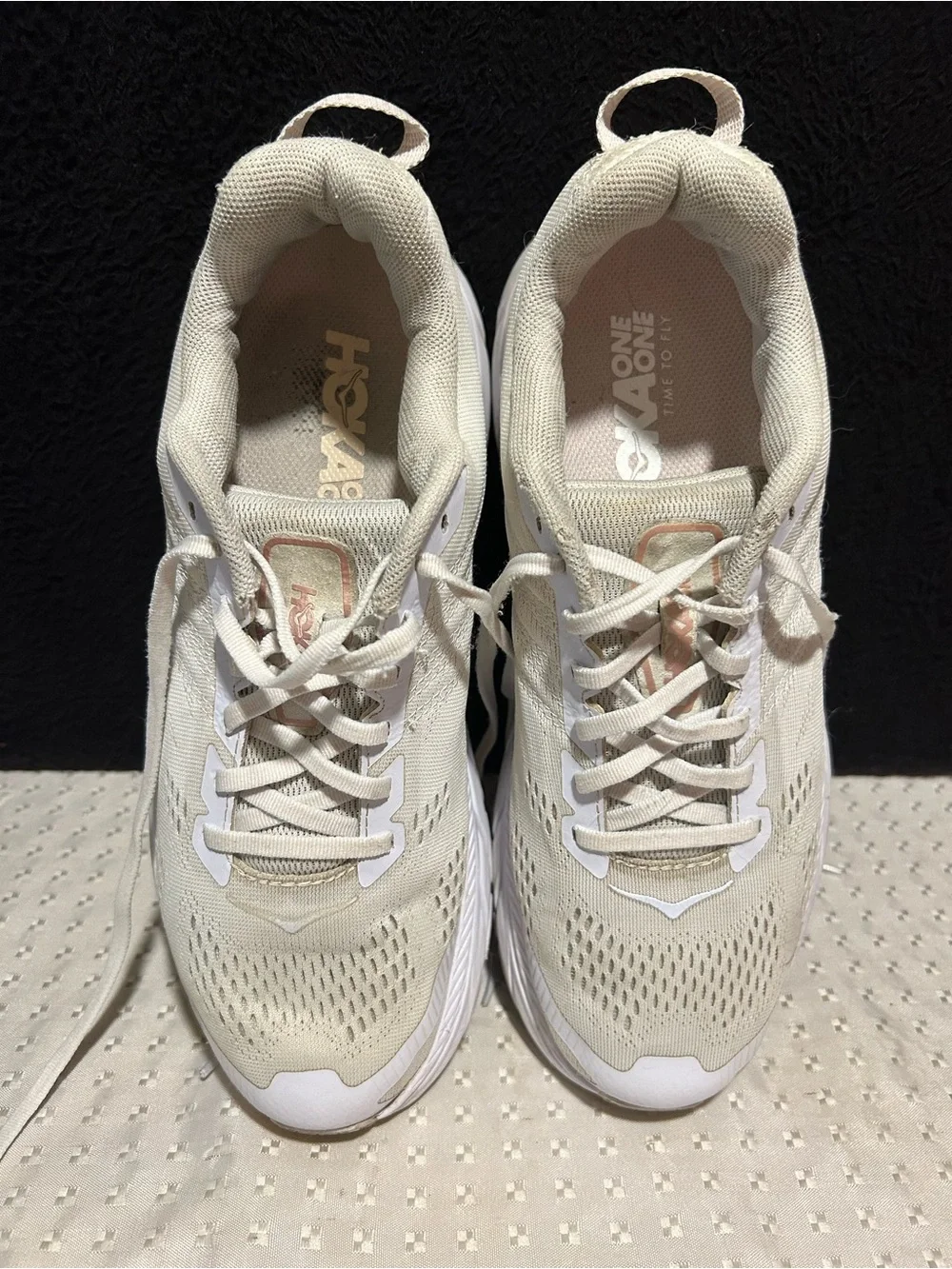 Hoka One One Women's Clifton 6 White Running Shoes Size 8.5